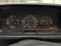 Mercedes-benz - 190 e - 190-serie - 2.0 - oldtimer - 1989 - afbeelding 13 van  26