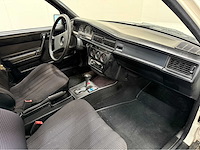 Mercedes-benz - 190-serie - 2.0 e - oldtimer - 1984 - afbeelding 11 van  31