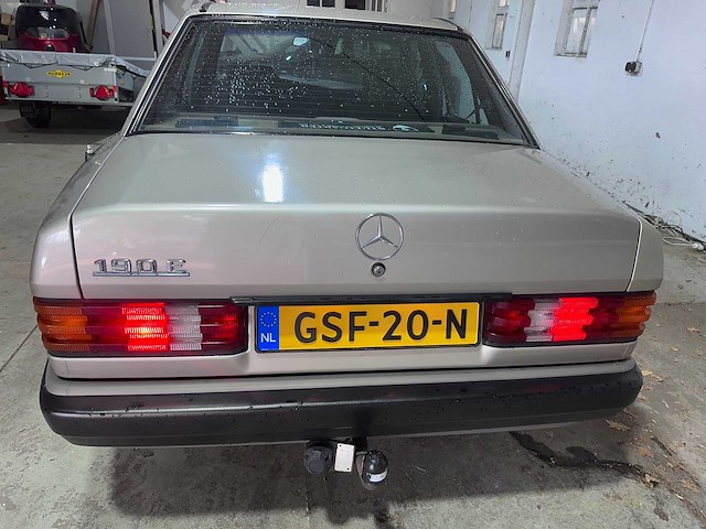 Mercedes-benz - 190-serie - 2.0 e automaat- gsf-20-n- 1989 - afbeelding 10 van  14