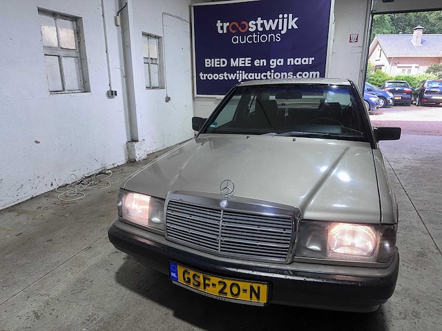 Mercedes-benz - 190-serie - 2.0 e automaat- gsf-20-n- 1989 - afbeelding 6 van  6