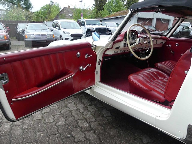 Mercedes-benz - 190 sl roadster - 190 sl roadster - oldtimer - afbeelding 13 van  49