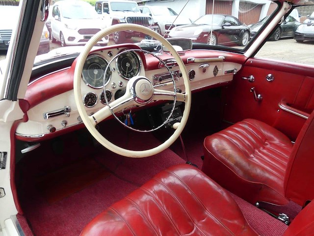 Mercedes-benz - 190 sl roadster - 190 sl roadster - oldtimer - afbeelding 19 van  49