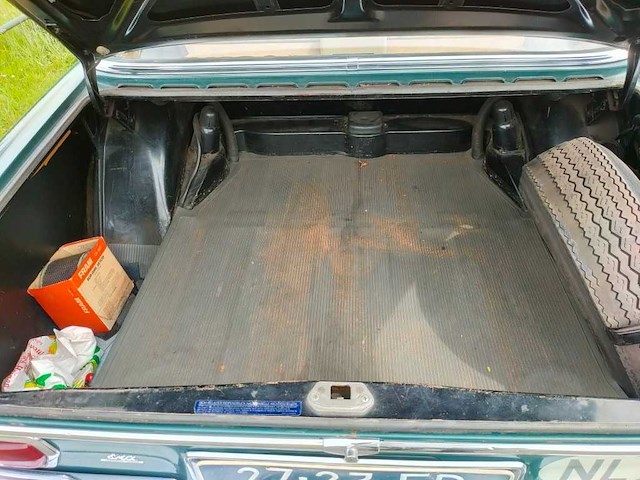 Mercedes-benz - 1968 - 200-280 (w115) - 250 - 27-23-fd - afbeelding 9 van  20