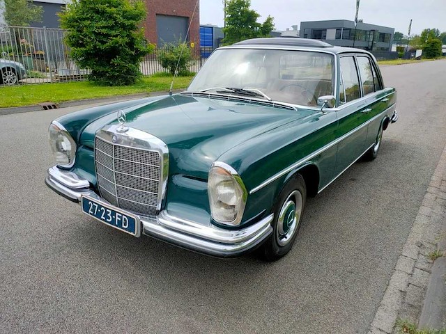 Mercedes-benz - 1968 - 200-280 (w115) - 250 - 27-23-fd - afbeelding 1 van  20