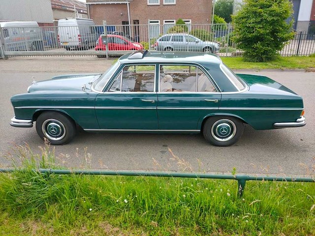 Mercedes-benz - 1968 - 200-280 (w115) - 250 - 27-23-fd - afbeelding 17 van  20
