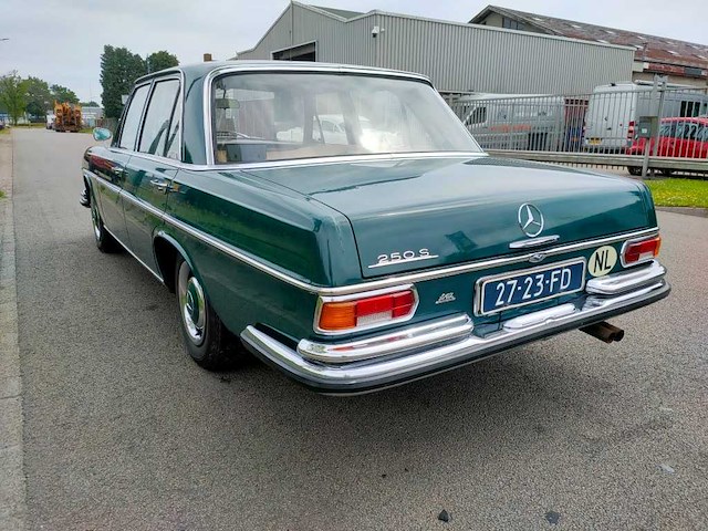 Mercedes-benz - 1968 - 200-280 (w115) - 250 - 27-23-fd - afbeelding 18 van  20