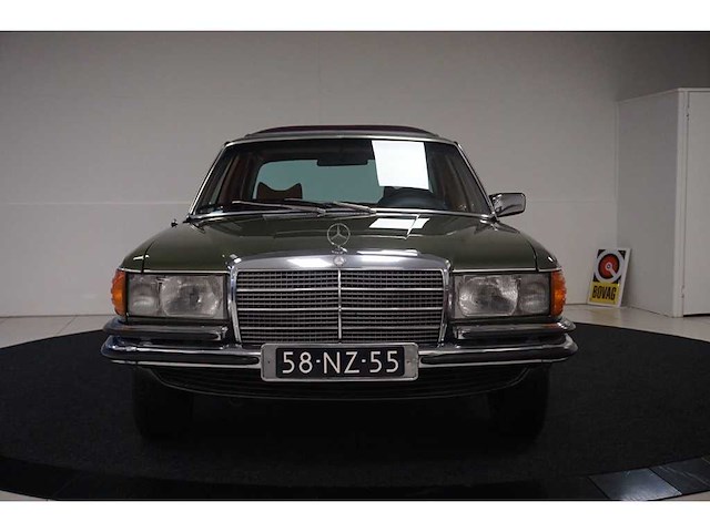 Mercedes-benz - 1976 - s-klasse - 280 s - personenauto - afbeelding 3 van  36