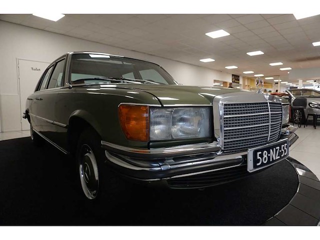 Mercedes-benz - 1976 - s-klasse - 280 s - personenauto - afbeelding 4 van  36