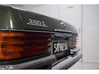 Mercedes-benz - 1976 - s-klasse - 280 s - personenauto - afbeelding 6 van  36