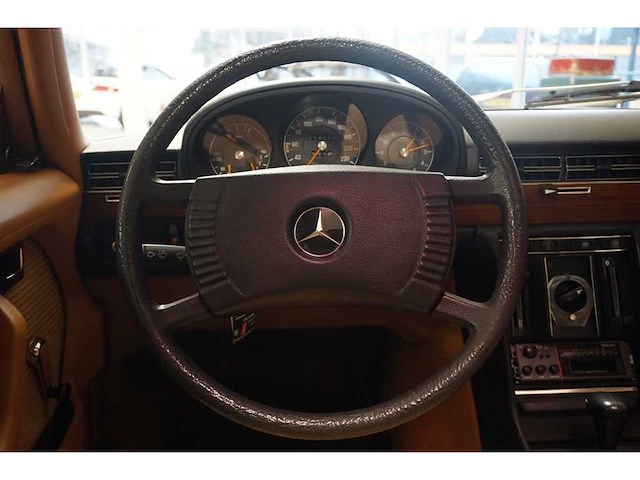 Mercedes-benz - 1976 - s-klasse - 280 s - personenauto - afbeelding 9 van  36