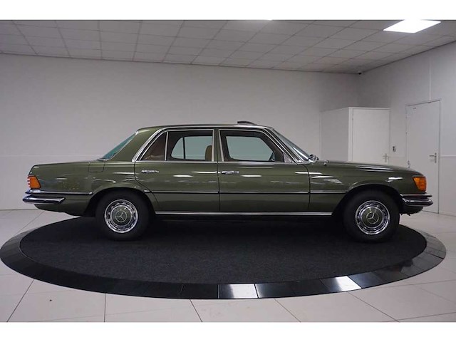 Mercedes-benz - 1976 - s-klasse - 280 s - personenauto - afbeelding 32 van  36