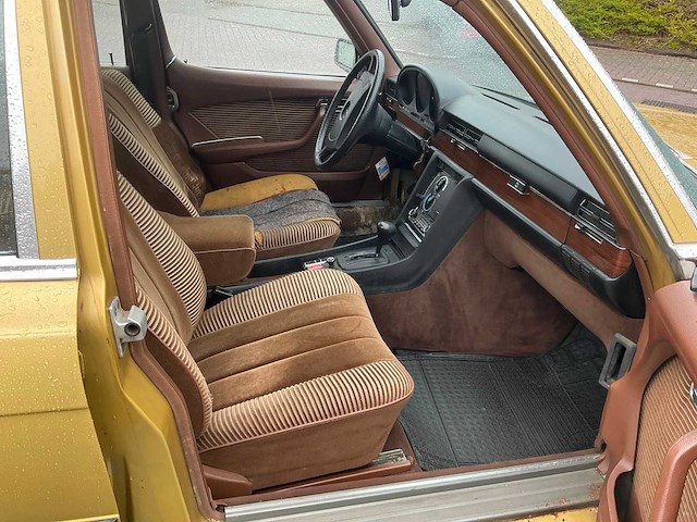 Mercedes-benz - 1976 - s-klasse - 450 sel - personenauto (gz-bz-30) - afbeelding 6 van  23