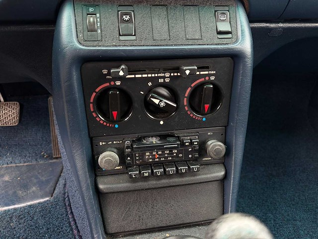 Mercedes-benz - 1984 - 200-500 (w124) - 230 e - kx-26-pp - afbeelding 3 van  14