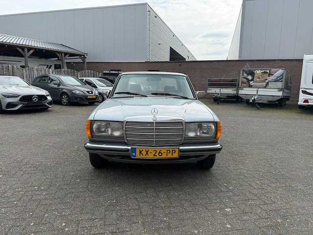 Mercedes-benz - 1984 - 200-500 (w124) - 230 e - kx-26-pp - afbeelding 7 van  14