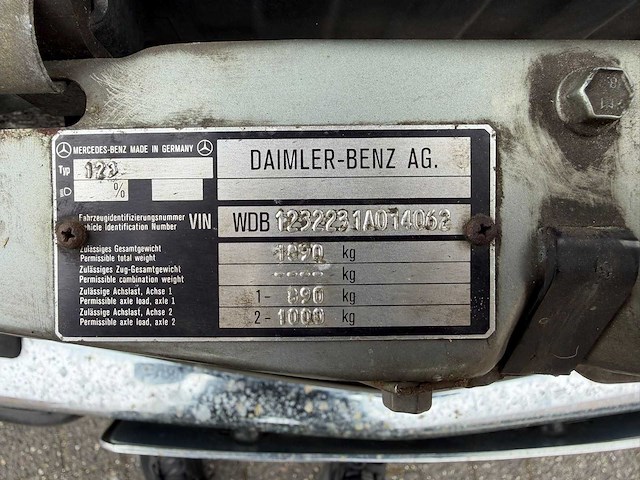 Mercedes-benz - 1984 - 200-500 (w124) - 230 e - kx-26-pp - afbeelding 13 van  14