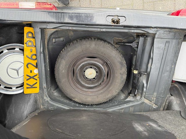 Mercedes-benz - 1984 - 200-500 (w124) - 230 e - kx-26-pp - afbeelding 14 van  14