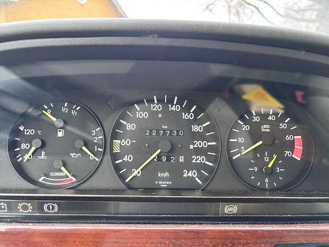 Mercedes-benz - 1984 - s-klasse - 380 se - 51-zr-xg - afbeelding 2 van  18