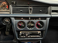 Mercedes-benz - 1989 - 190-serie - 2.3 e - personenauto - afbeelding 10 van  47