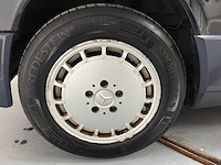 Mercedes-benz - 1989 - 190-serie - 2.3 e - personenauto - afbeelding 35 van  47
