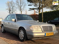Mercedes-benz - 1993 - e-klasse - 200 - gv-pj-41 - afbeelding 11 van  12
