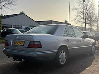 Mercedes-benz - 1993 - e-klasse - 200 - gv-pj-41 - afbeelding 9 van  12
