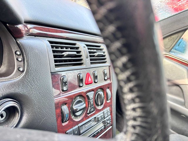 Mercedes-benz - 1997 - e-klasse - 280 classic a4 - automaat - 50-hj-tj - afbeelding 10 van  10