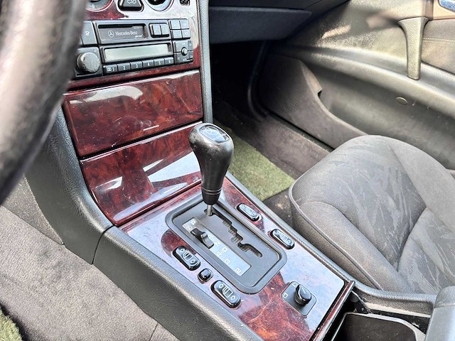 Mercedes-benz - 1997 - e-klasse - 280 classic a4 - automaat - 50-hj-tj - afbeelding 2 van  10
