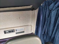 Mercedes-benz - 1999 - vrachtwagen - afbeelding 11 van  51