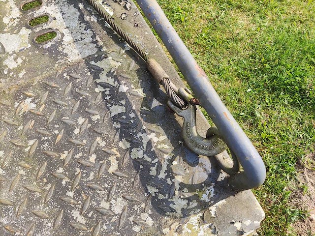 Mercedes-benz - 1999 - vrachtwagen - afbeelding 32 van  51