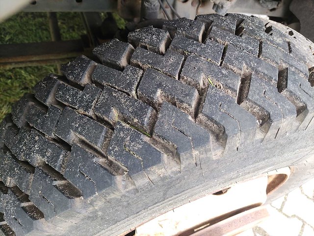 Mercedes-benz - 1999 - vrachtwagen - afbeelding 30 van  41