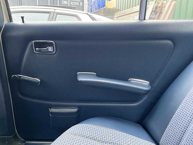 Mercedes-benz - 200-280 (w123) - 200 - oldtimer - afbeelding 4 van  23