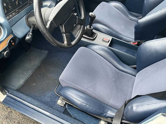 Mercedes-benz - 200-280 (w123) - 200 - oldtimer - afbeelding 8 van  23