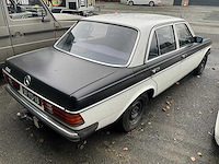 Mercedes-benz - 200-280 (w123) - 200 - oldtimer - afbeelding 19 van  23
