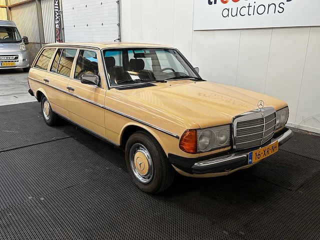 Mercedes-benz - 200-280 (w123) combi - 230 te - classic cars >15 - afbeelding 9 van  25