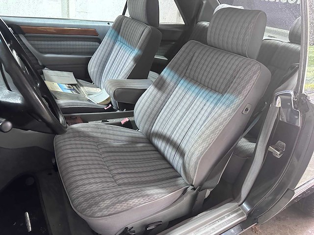 Mercedes-benz - 200-500 (w124) - 220 ce automaat- xn-804-k- 1993 - afbeelding 4 van  18
