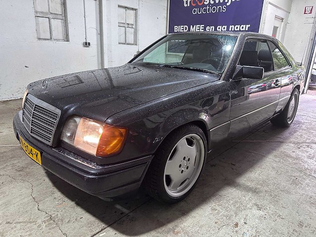 Mercedes-benz - 200-500 (w124) - 220 ce automaat- xn-804-k- 1993 - afbeelding 1 van  18