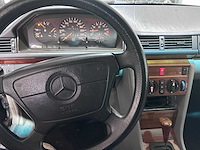 Mercedes-benz - 200-500 (w124) - 220 ce automaat- xn-804-k- 1993 - afbeelding 17 van  18