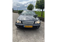 Mercedes-benz - 2000 - c-klasse - 200 k. elegance - 89-phj-2 - afbeelding 2 van  11