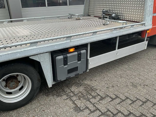 Mercedes-benz - 2001 - 612d - vrachtwagen - afbeelding 16 van  42