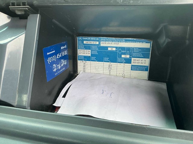 Mercedes-benz - 2001 - 612d - vrachtwagen - afbeelding 36 van  42