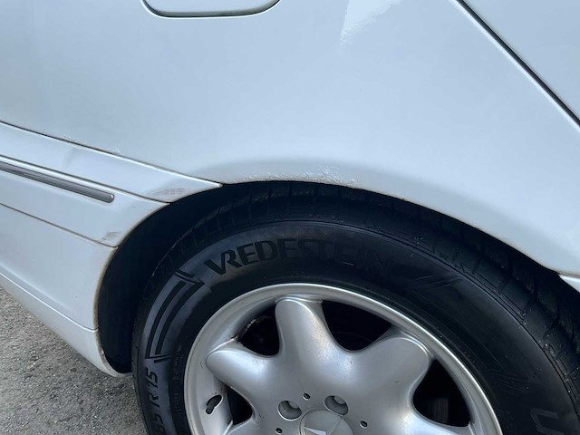 Mercedes-benz - 2001 - c-klasse - 200 cdi elegance - personenauto (nt-745-k) - afbeelding 15 van  18