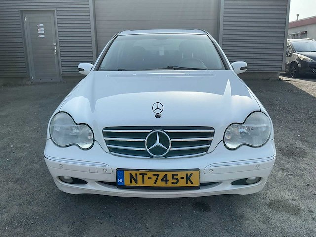Mercedes-benz - 2001 - c-klasse - 200 cdi elegance - personenauto (nt-745-k) - afbeelding 8 van  18