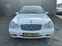 Mercedes-benz - 2001 - c-klasse - 200 cdi elegance - personenauto (nt-745-k) - afbeelding 8 van  18