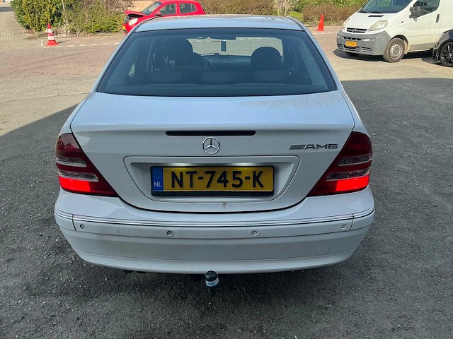 Mercedes-benz - 2001 - c-klasse - 200 cdi elegance - personenauto (nt-745-k) - afbeelding 17 van  18