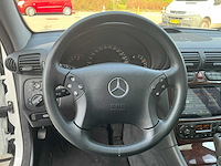 Mercedes-benz - 2001 - c-klasse - 200 cdi elegance - personenauto (nt-745-k) - afbeelding 18 van  18