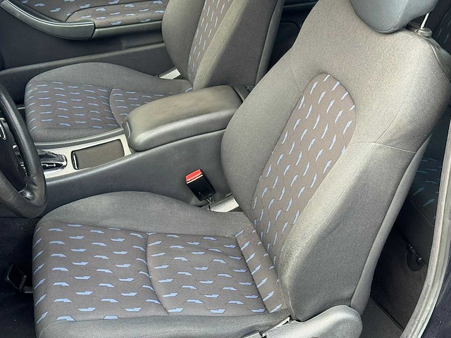 Mercedes-benz - 2001 - c-klasse sportcoupé - 180 - 43-hf-dt - afbeelding 16 van  17