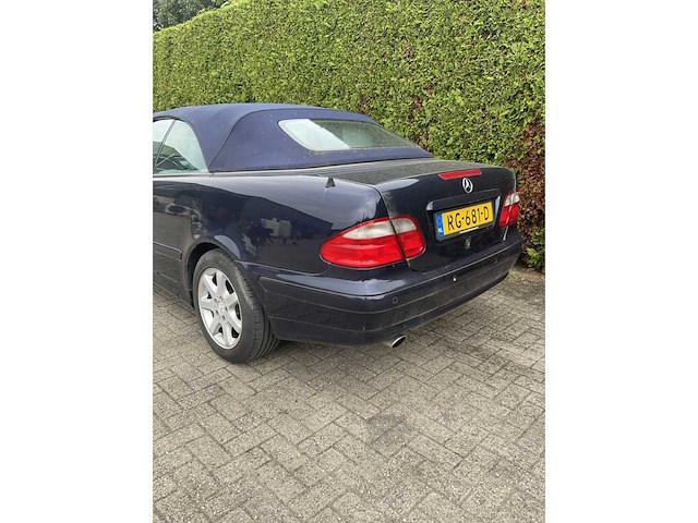 Mercedes-benz - 2001 - clk cabrio - rg-681-d - afbeelding 19 van  34