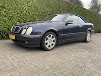 Mercedes-benz - 2001 - clk cabrio - rg-681-d - afbeelding 12 van  34