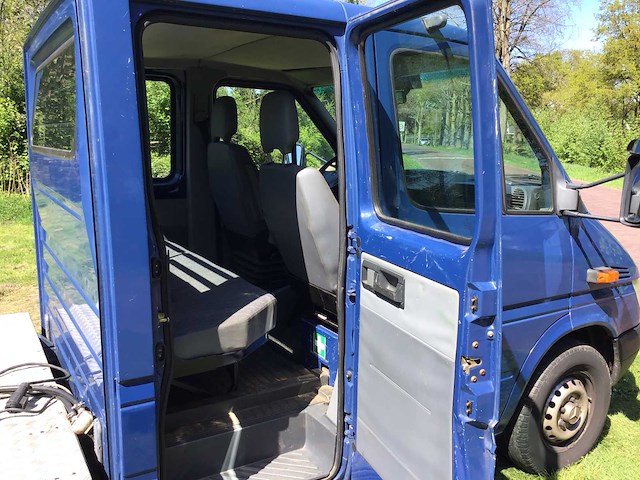 Mercedes-benz - 2001 - sprinter - 316 cdi 2.7 355 - personenauto - afbeelding 14 van  32