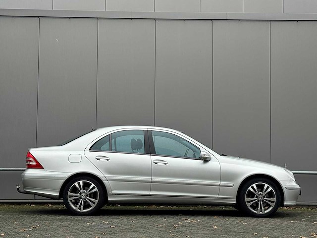 Mercedes-benz - 2002 - c-klasse - 180 elegance - 51-jj-bj - afbeelding 9 van  15